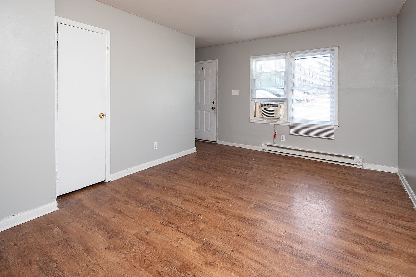 Charlotte Apartment: 3624 Hashem Dr.