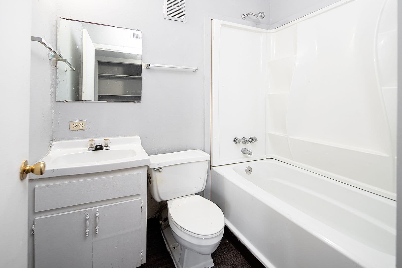 Charlotte Apartment: 903 Lynn St