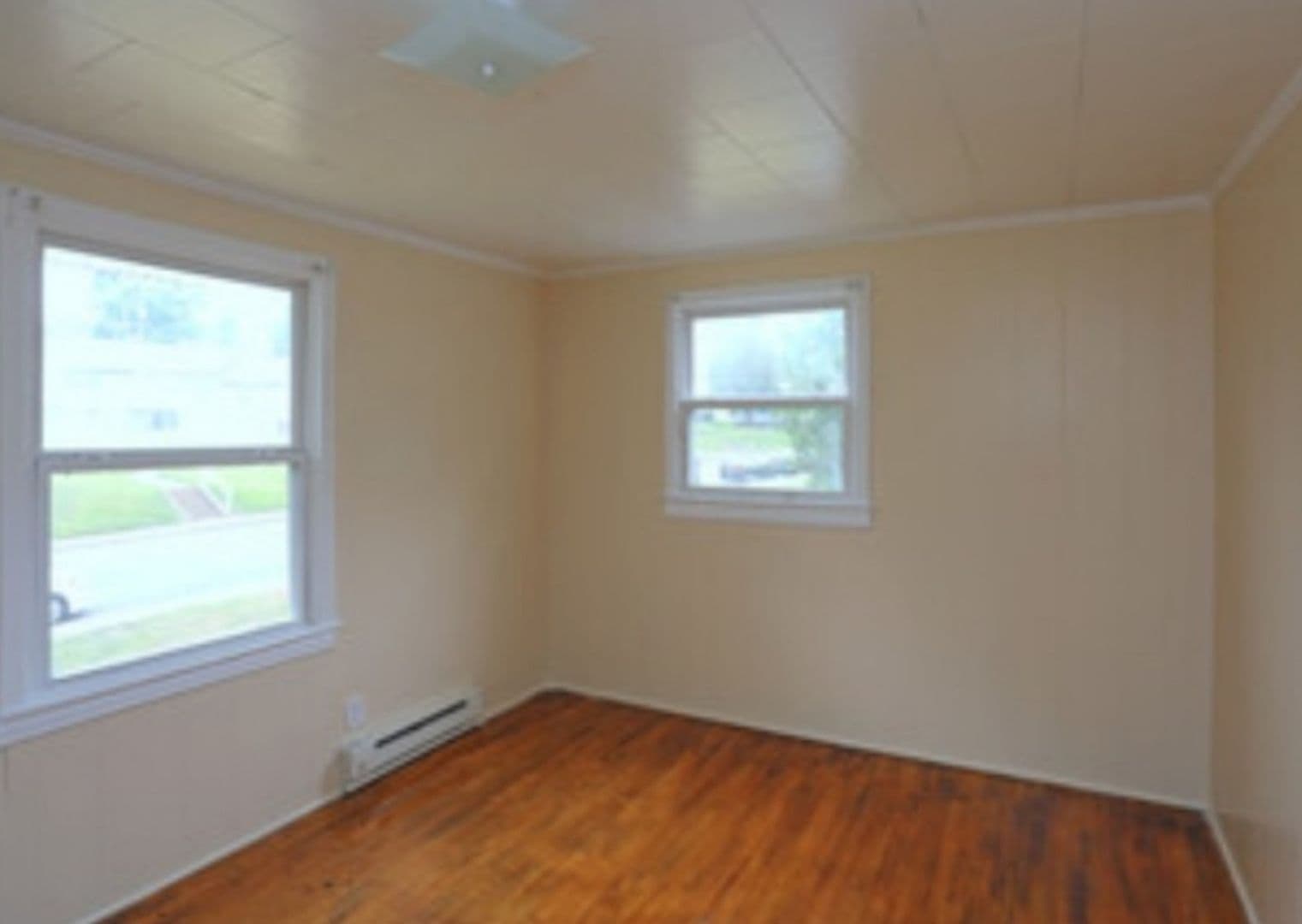 Winston-Salem Apartment: 301 Walkertown Ave