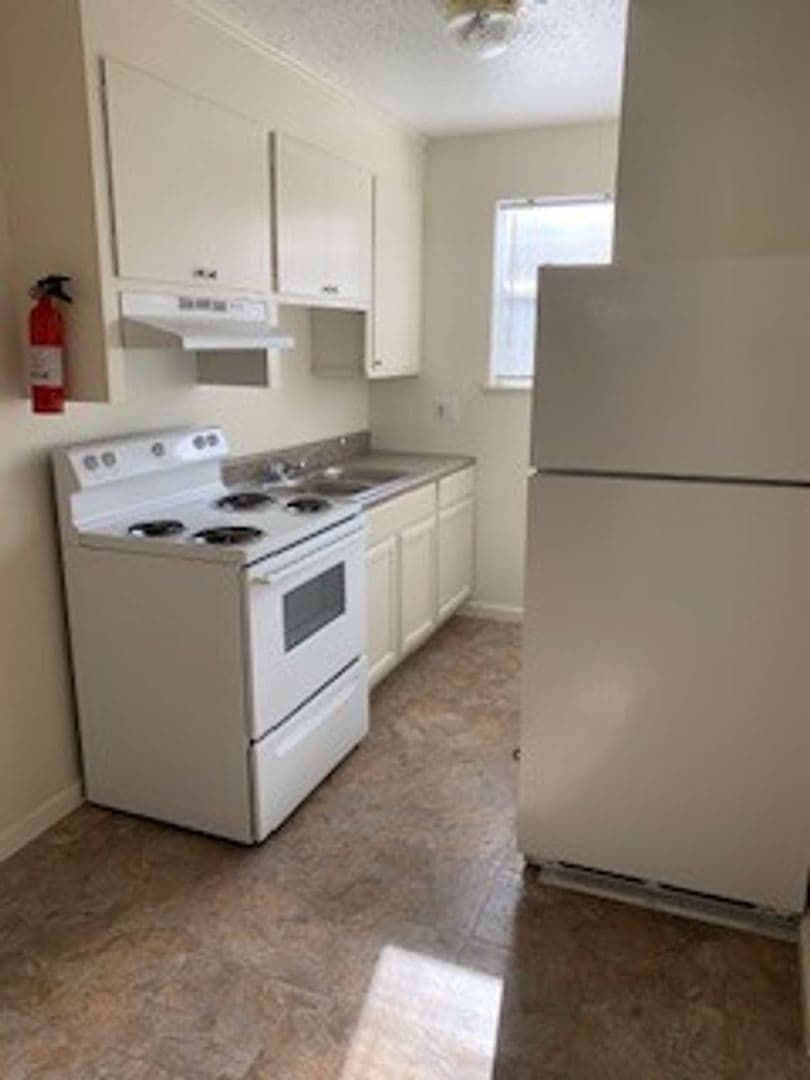 Greenville Apartment: 2627 Poinsett Highway