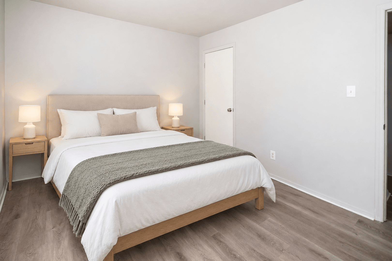 Charlotte Apartment: 1234 Saratoga Dr