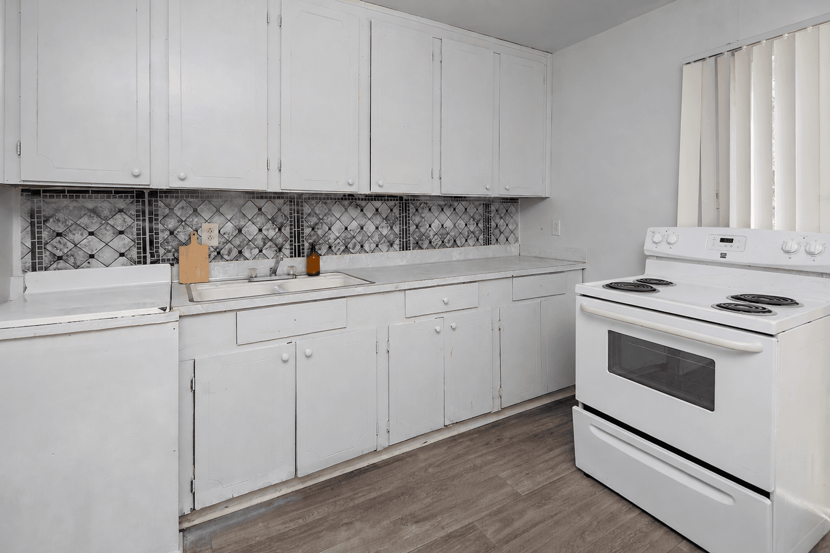 Mt Holly Apartment: 210 E Catawba Avenue