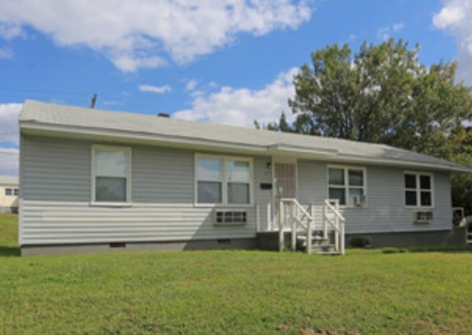 Winston-Salem Apartment: 301 Walkertown Ave