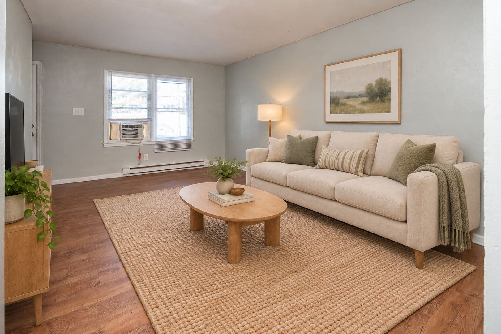 Charlotte Apartment: 3624 Hashem Dr.