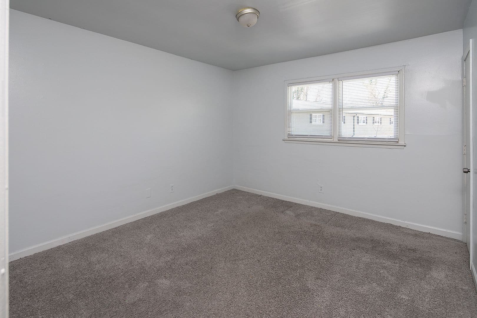 Mt Holly Apartment: 210 E Catawba Avenue