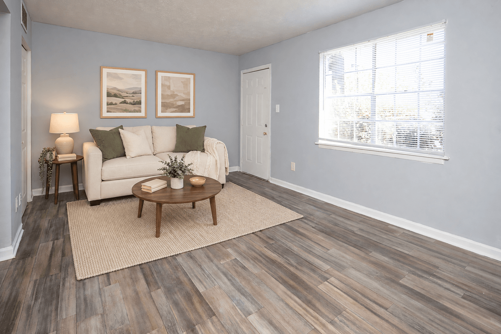 Charlotte Apartment: 1307 Springmont Ln