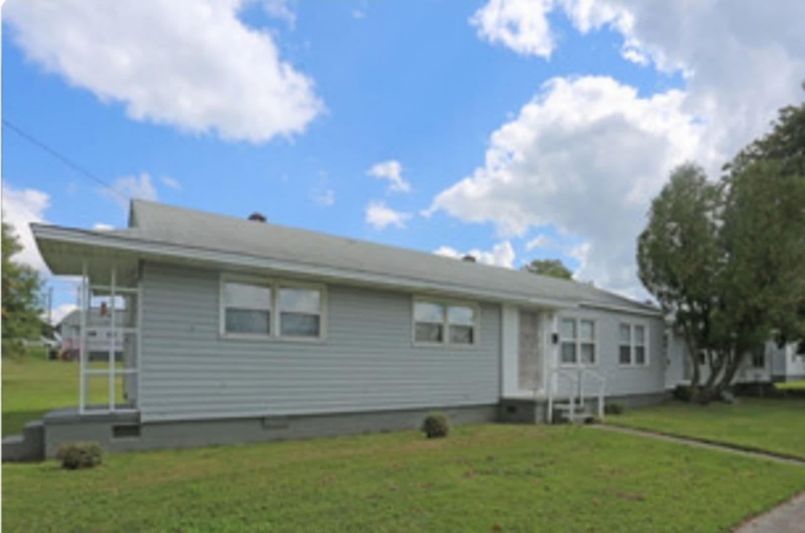 Winston-Salem Apartment: 301 Walkertown Ave