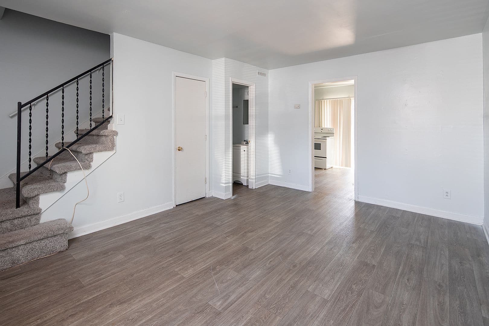 Mt Holly Apartment: 210 E Catawba Avenue