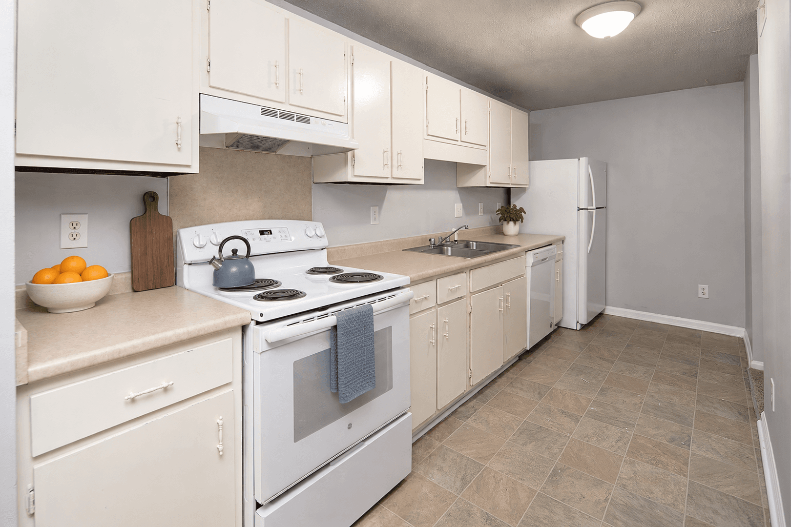 Charlotte Apartment: 825 farmhurst Dr