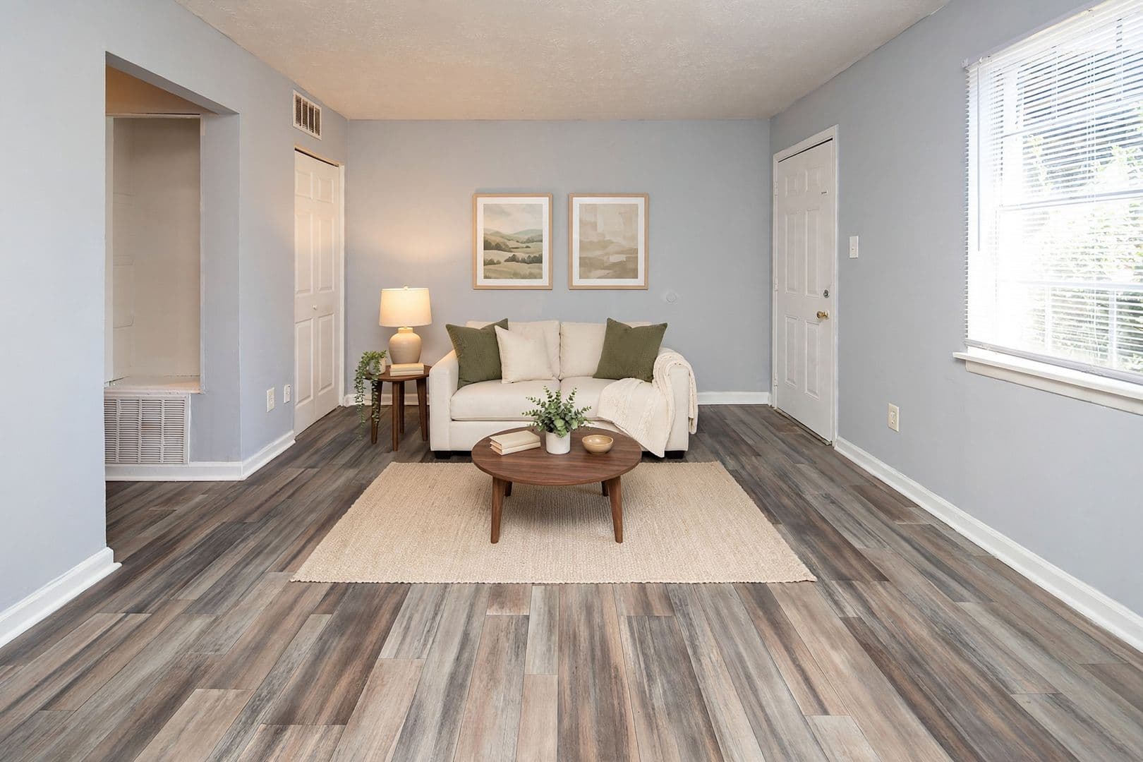 Charlotte Apartment: 1307 Springmont Ln