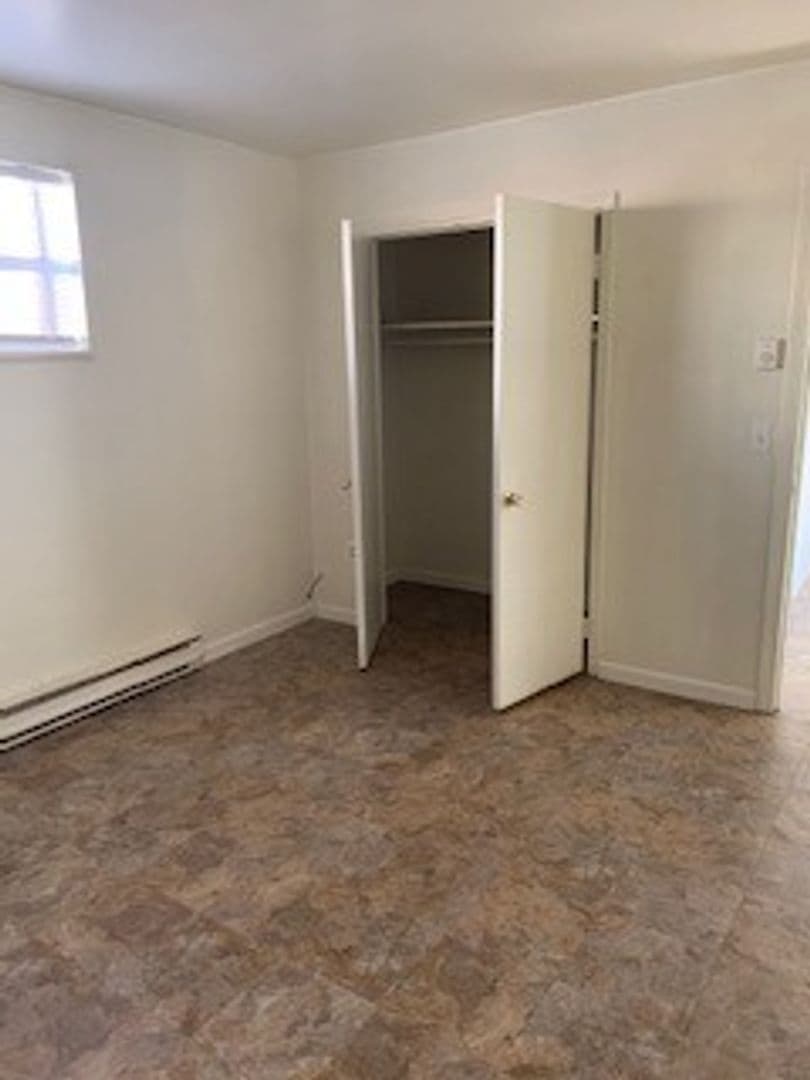 Greenville Apartment: 2627 Poinsett Highway