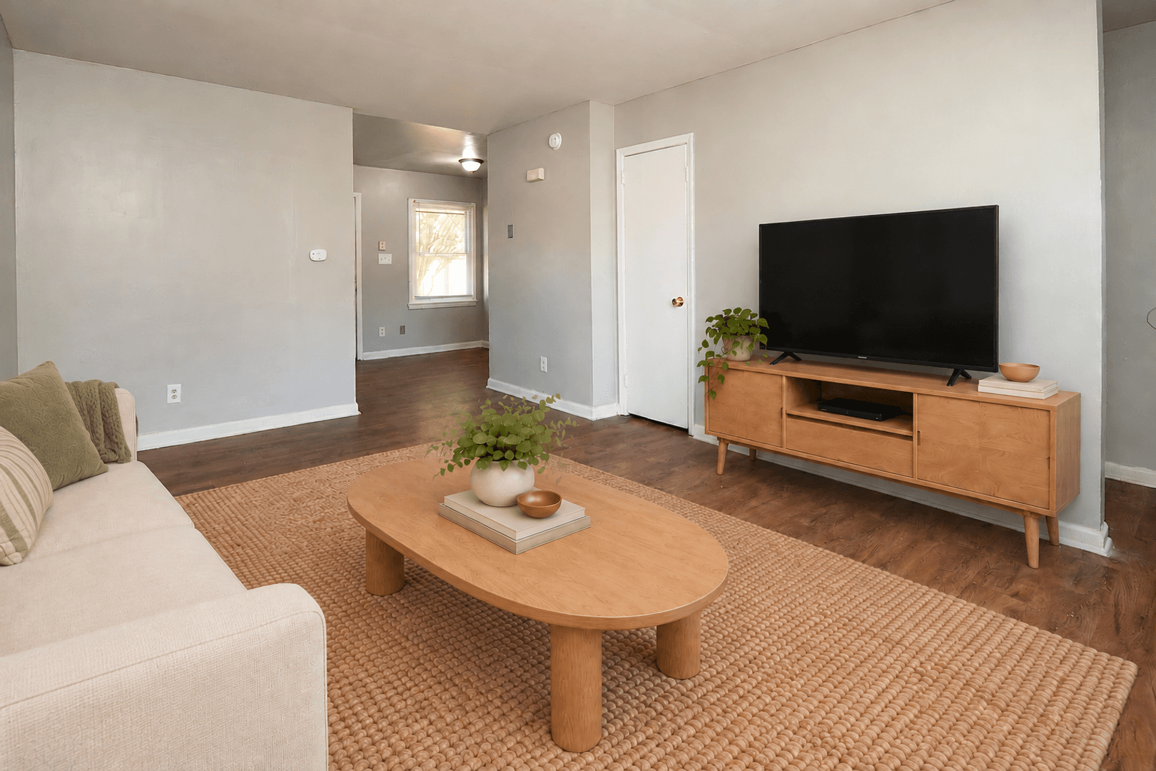 Charlotte Apartment: 3624 Hashem Dr.