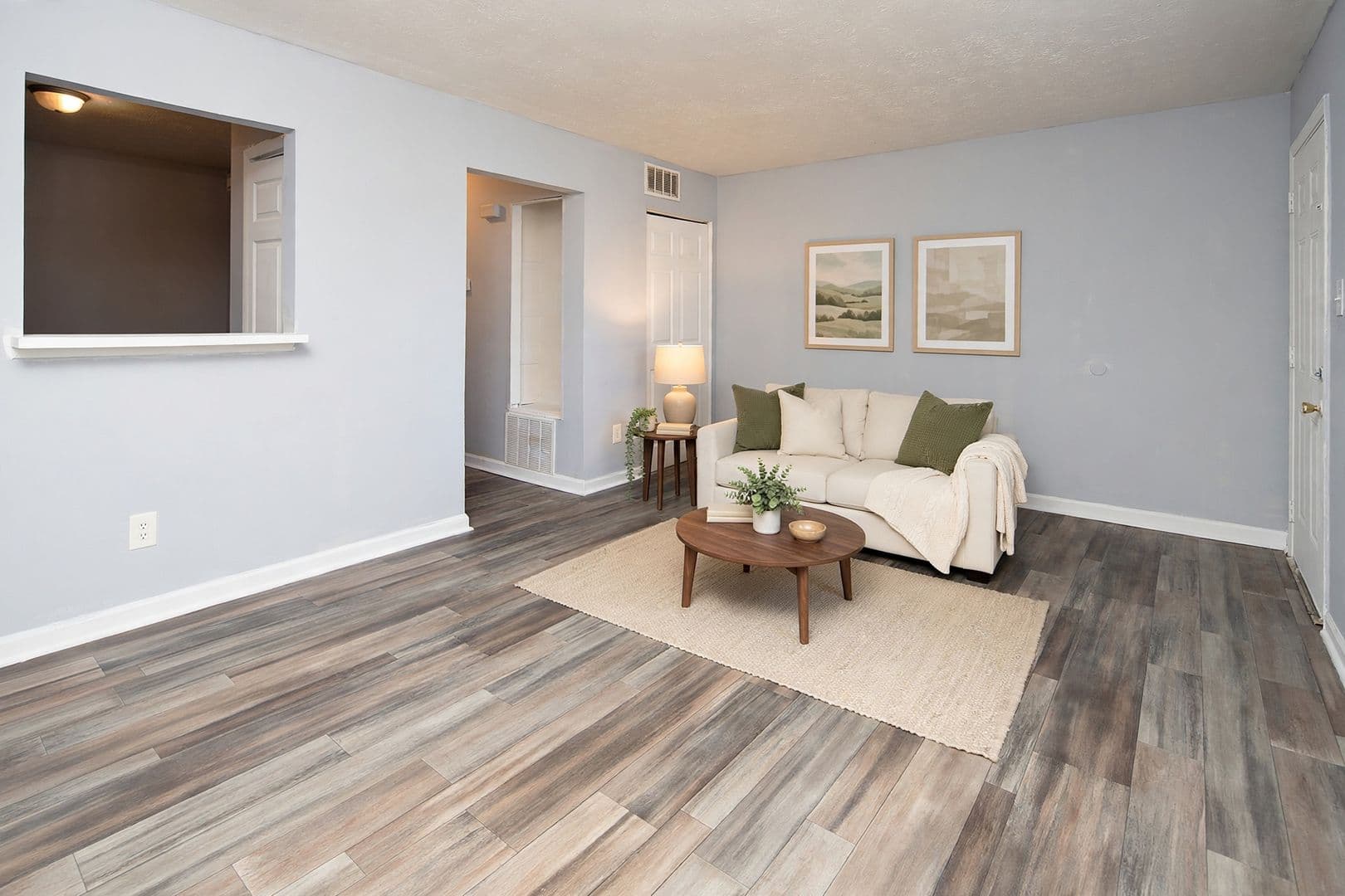 Charlotte Apartment: 1307 Springmont Ln