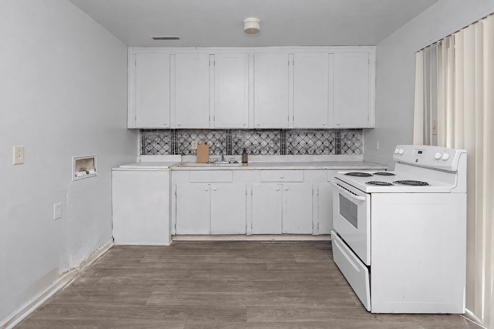 Mt Holly Apartment: 210 E Catawba Avenue