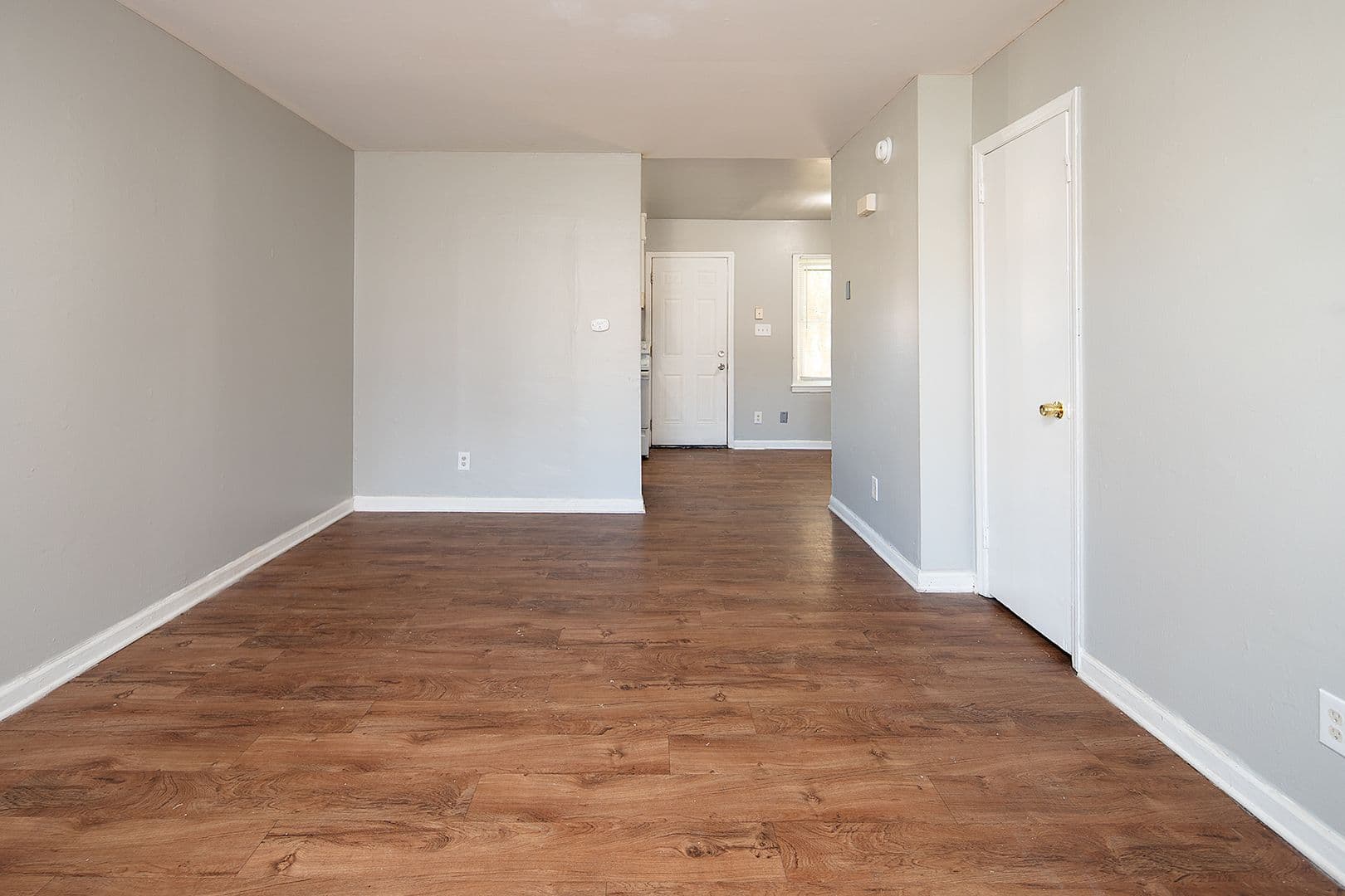 Charlotte Apartment: 3624 Hashem Dr.