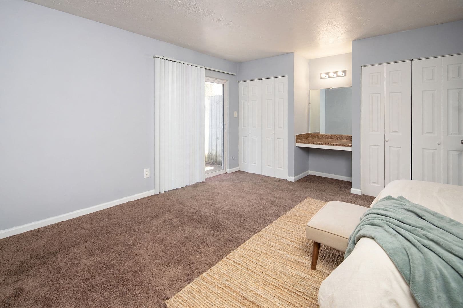 Charlotte Apartment: 1307 Springmont Ln