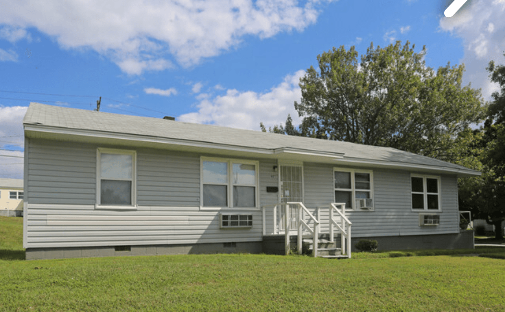 Winston-Salem Apartment: 301 Walkertown Ave