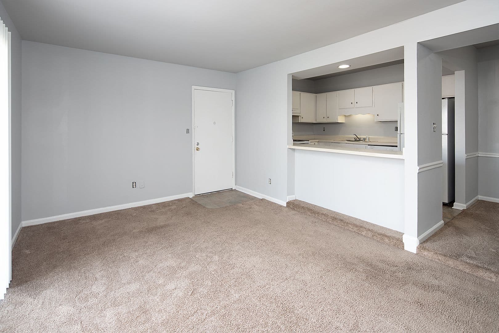 Charlotte Apartment: 825 Farmhurst Dr