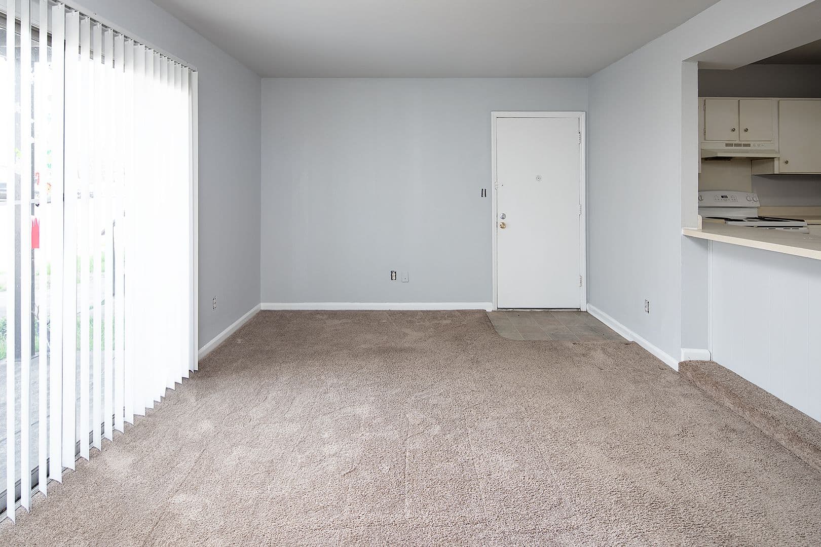 Charlotte Apartment: 825 Farmhurst Dr