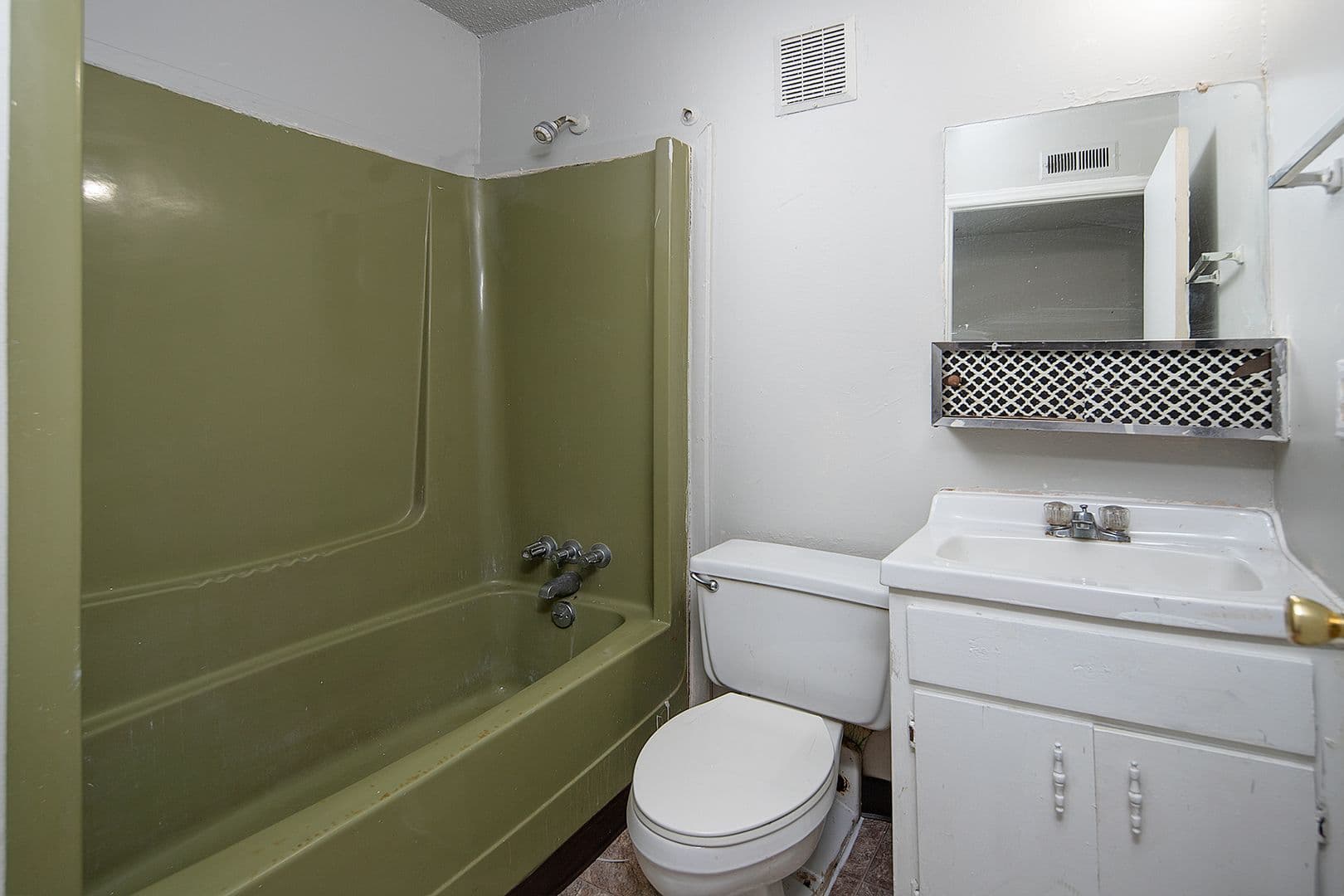 Charlotte Apartment: 903 Lynn St