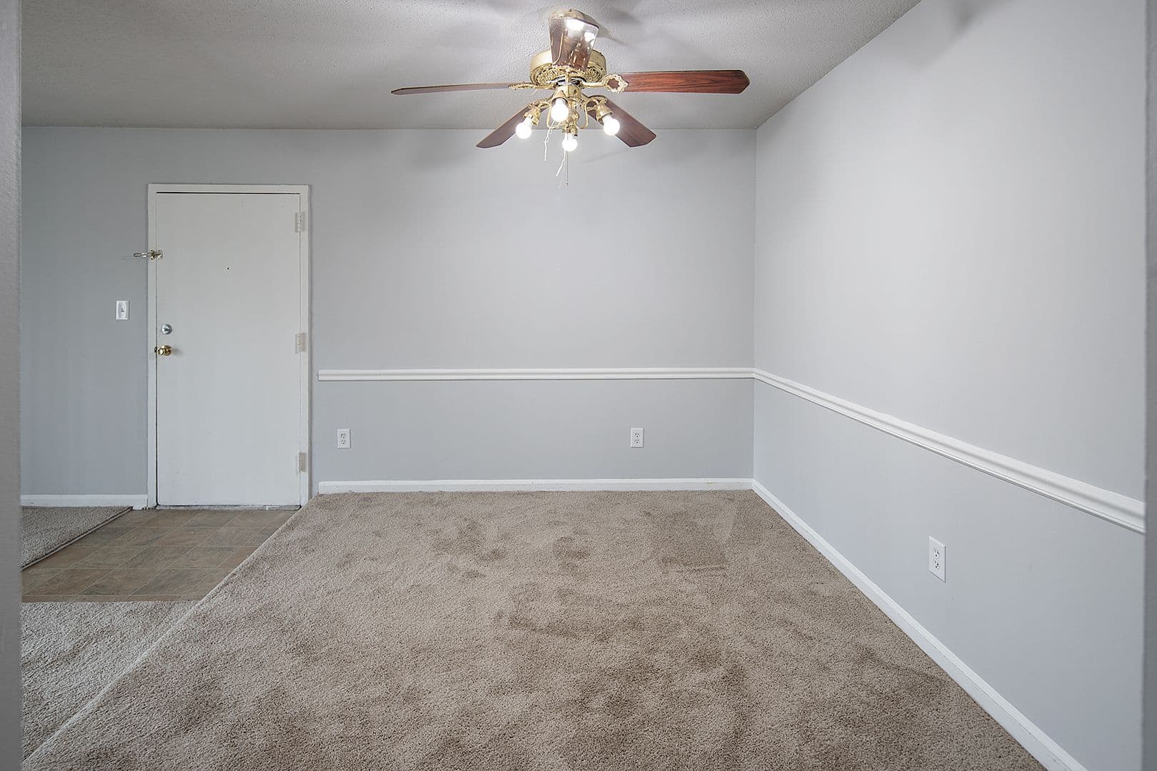 Charlotte Apartment: 825 Farmhurst Dr