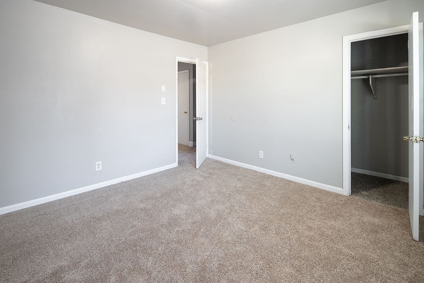 Charlotte Apartment: 3624 Hashem Dr.