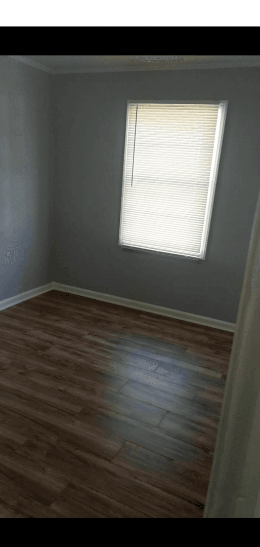 Winston-Salem Apartment: -105 Inverness Street