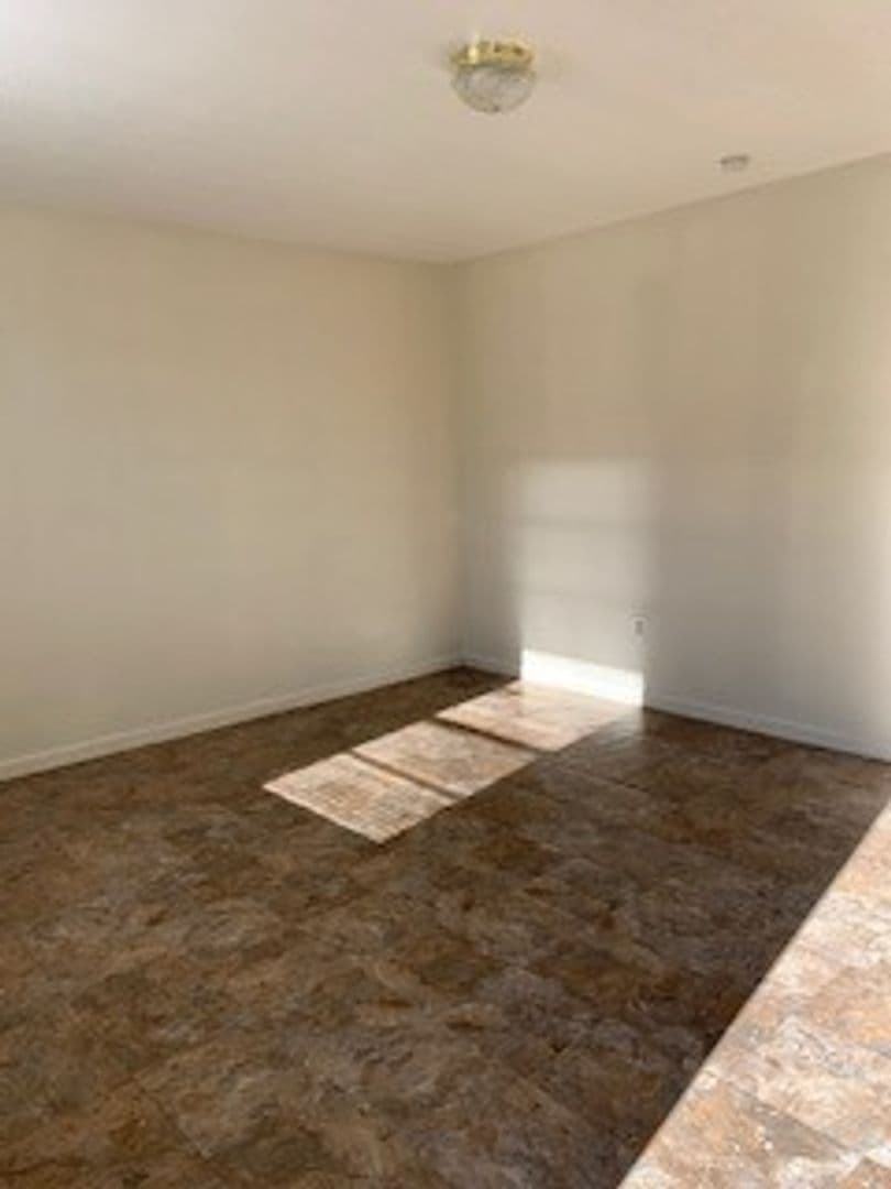 Greenville Apartment: 2627 Poinsett Highway