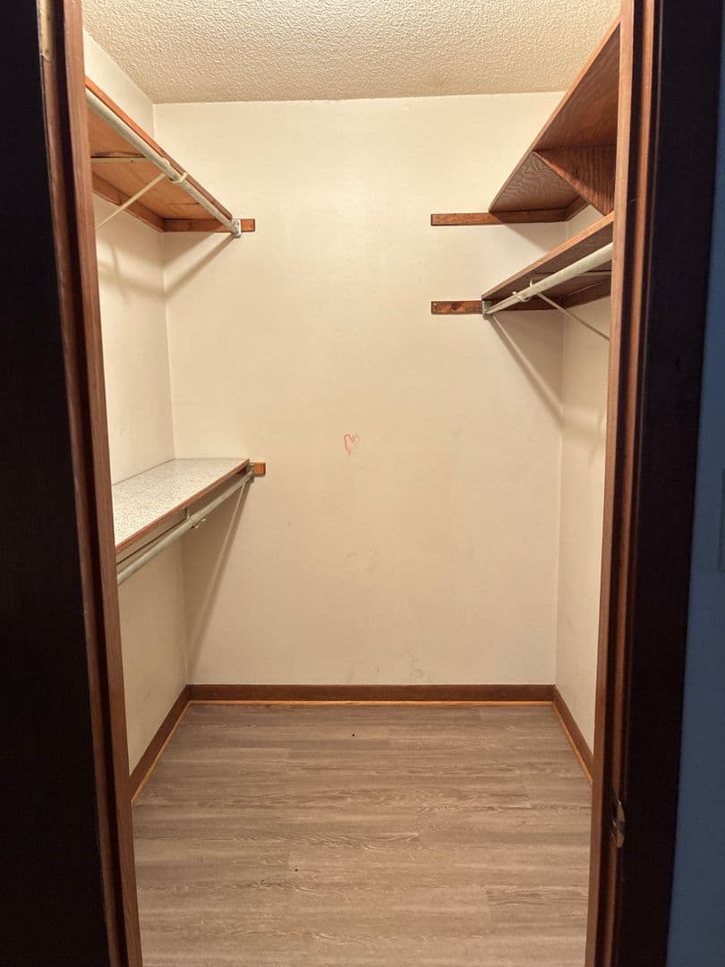 Searcy Apartment: 507 N Spring St