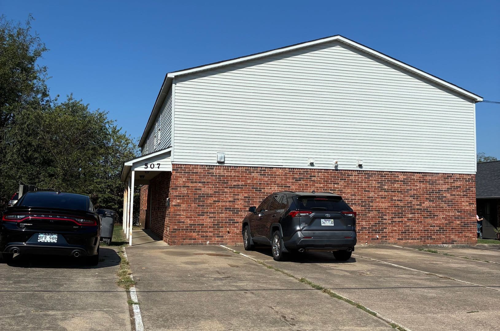 Searcy Apartment: 507 N Spring St