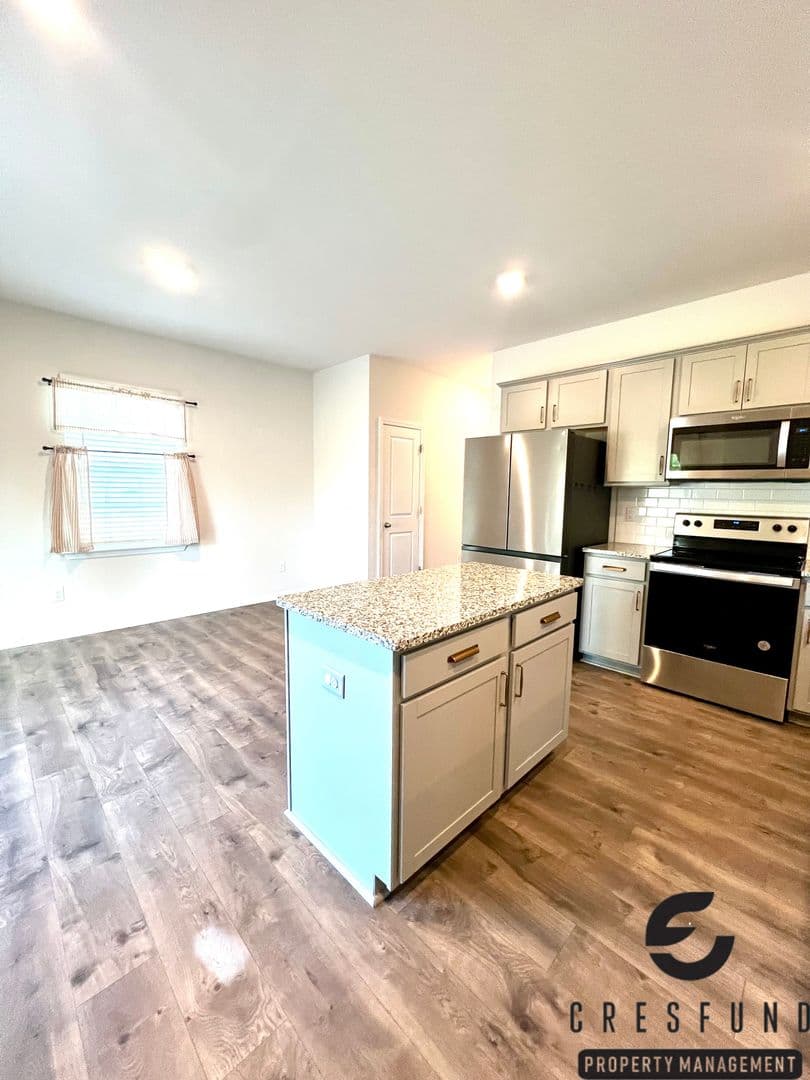 Fayetteville House: 2134 Clydesmill Road