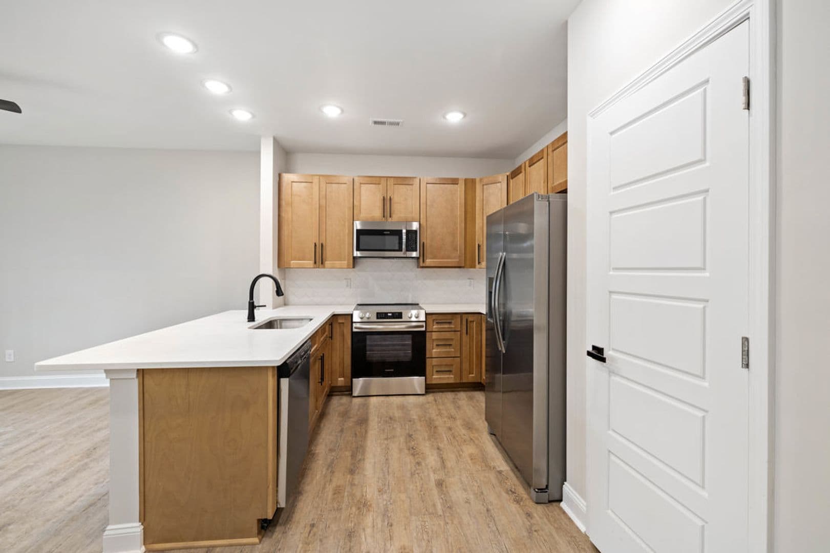 Fayetteville House: 3374 Starboard Way