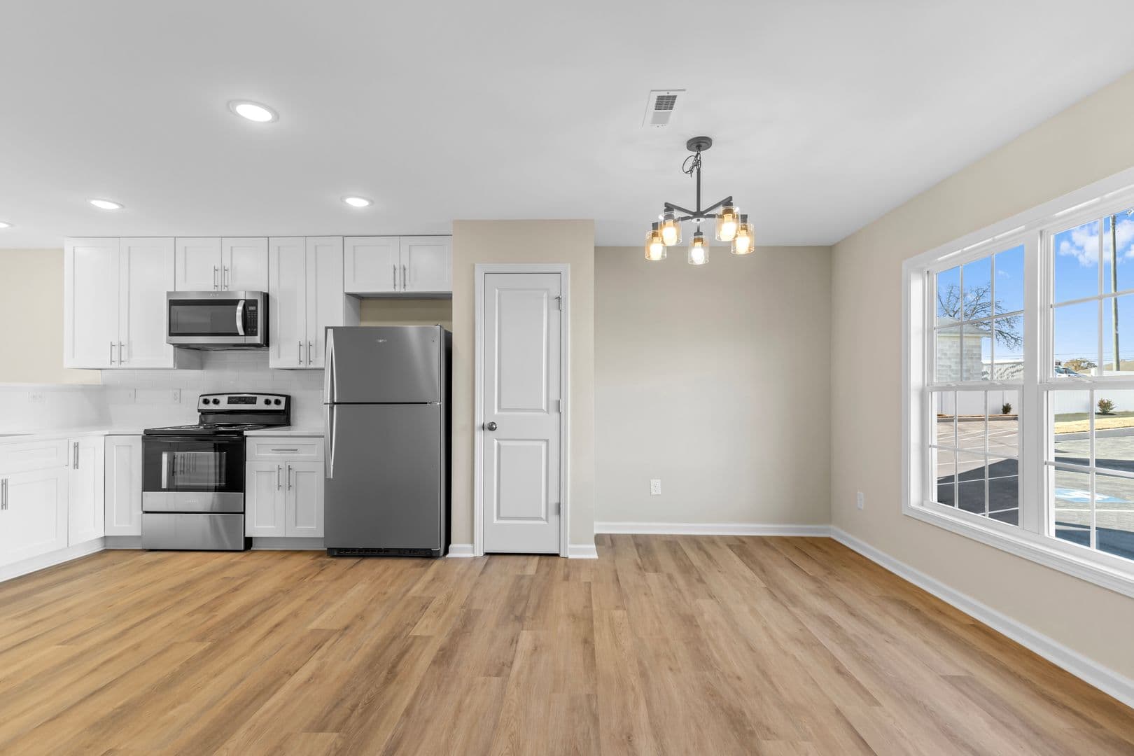 Spring Lake House: 134 Chapel Hill Road
