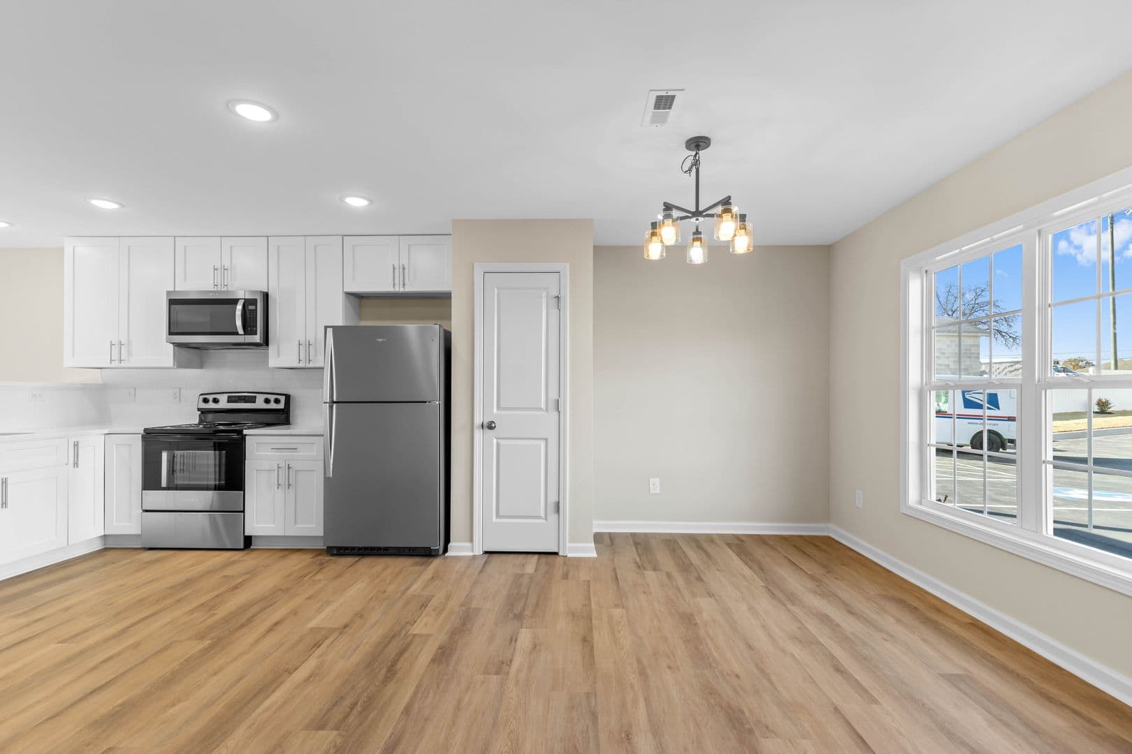 Spring Lake House: 146 Chapel Hill Road