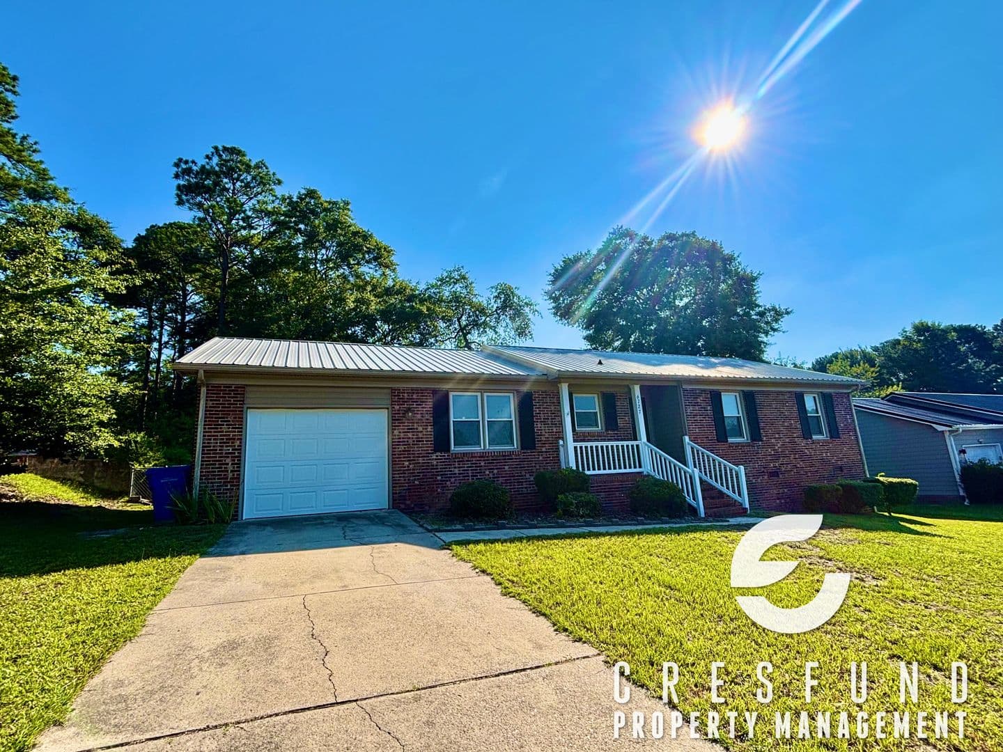 Fayetteville House: 6727 Vaughn Road