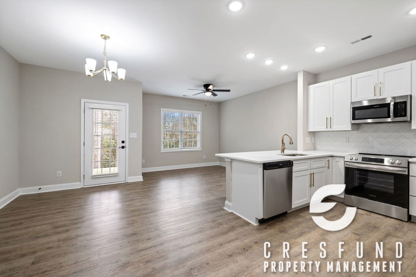 Fayetteville House: 3374 Starboard Way