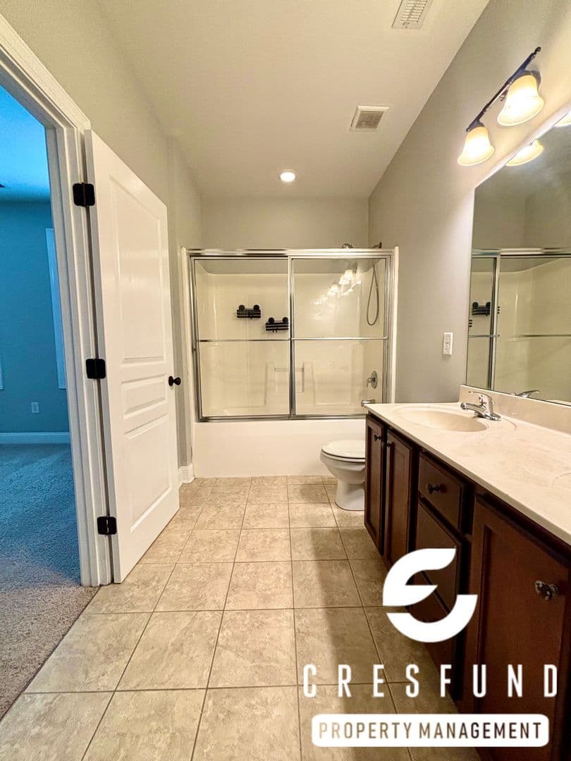 Fayetteville Townhome: 429 Georgetown Circle