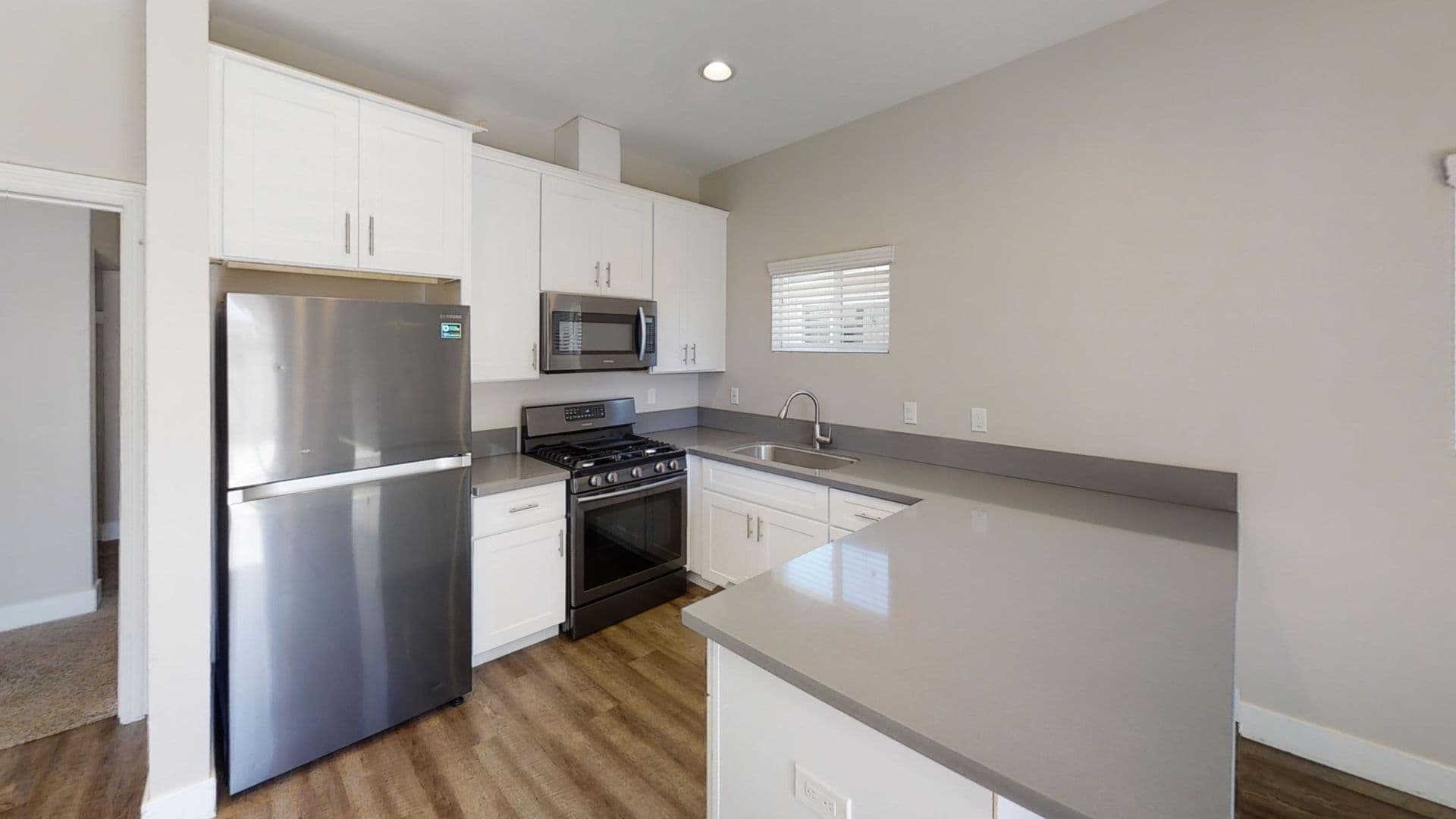 San Diego House: 5642 Dorothy Way