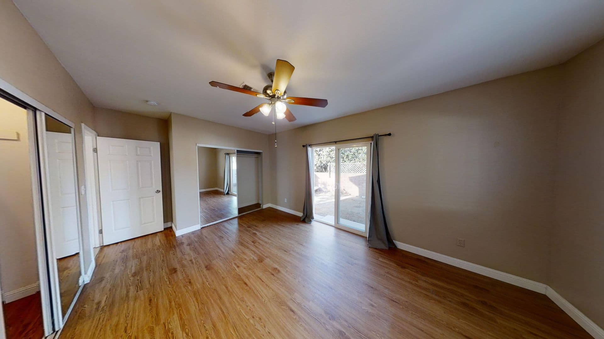 San Diego House: 5339 W Falls View Dr