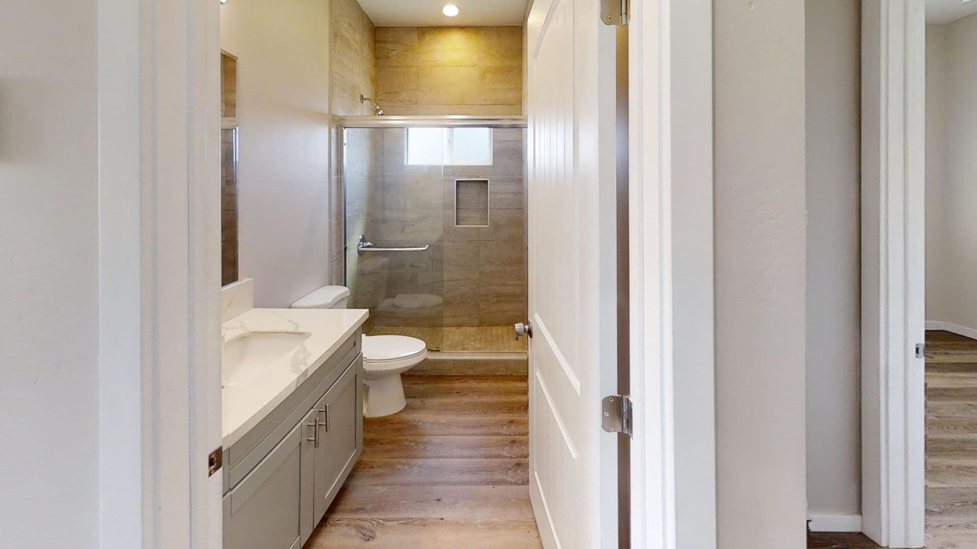 San Diego House: 5327 E Falls View