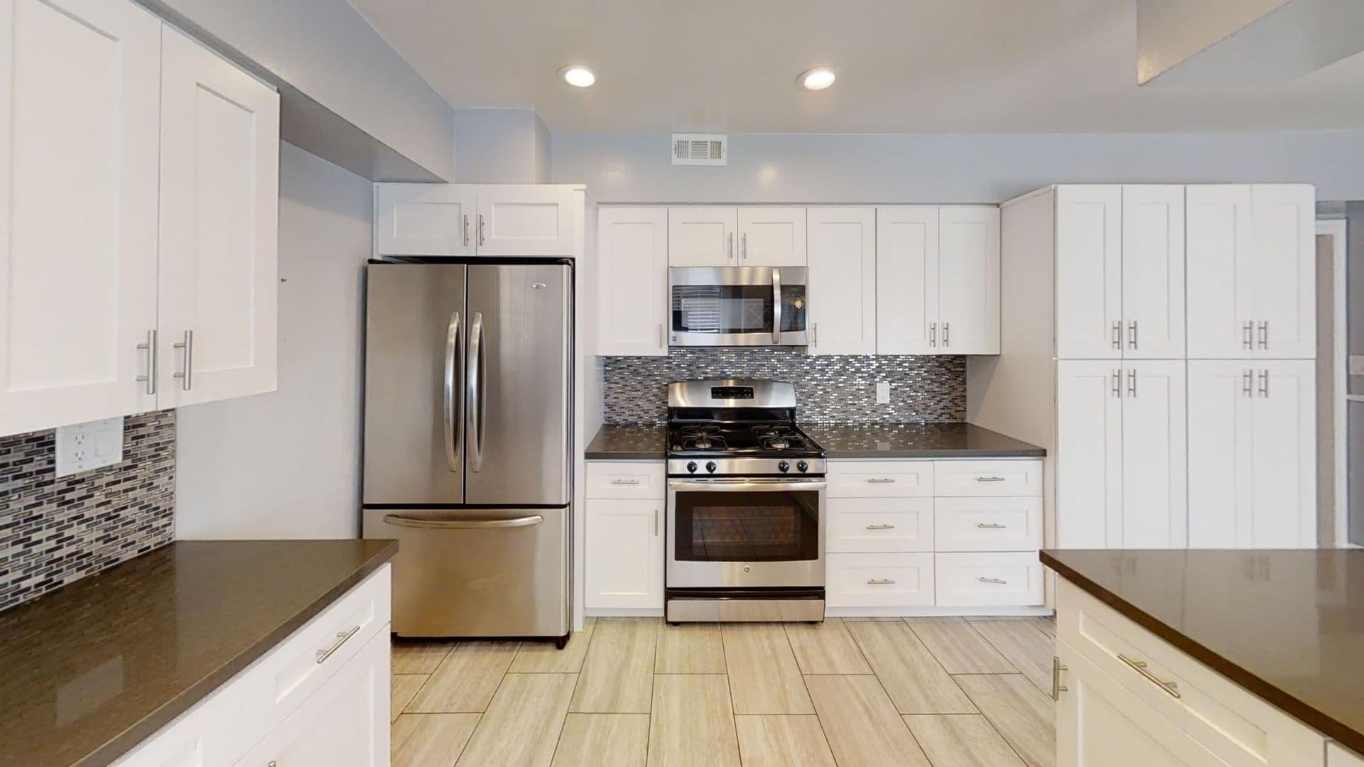 San Diego House: 5640 Dorothy Way