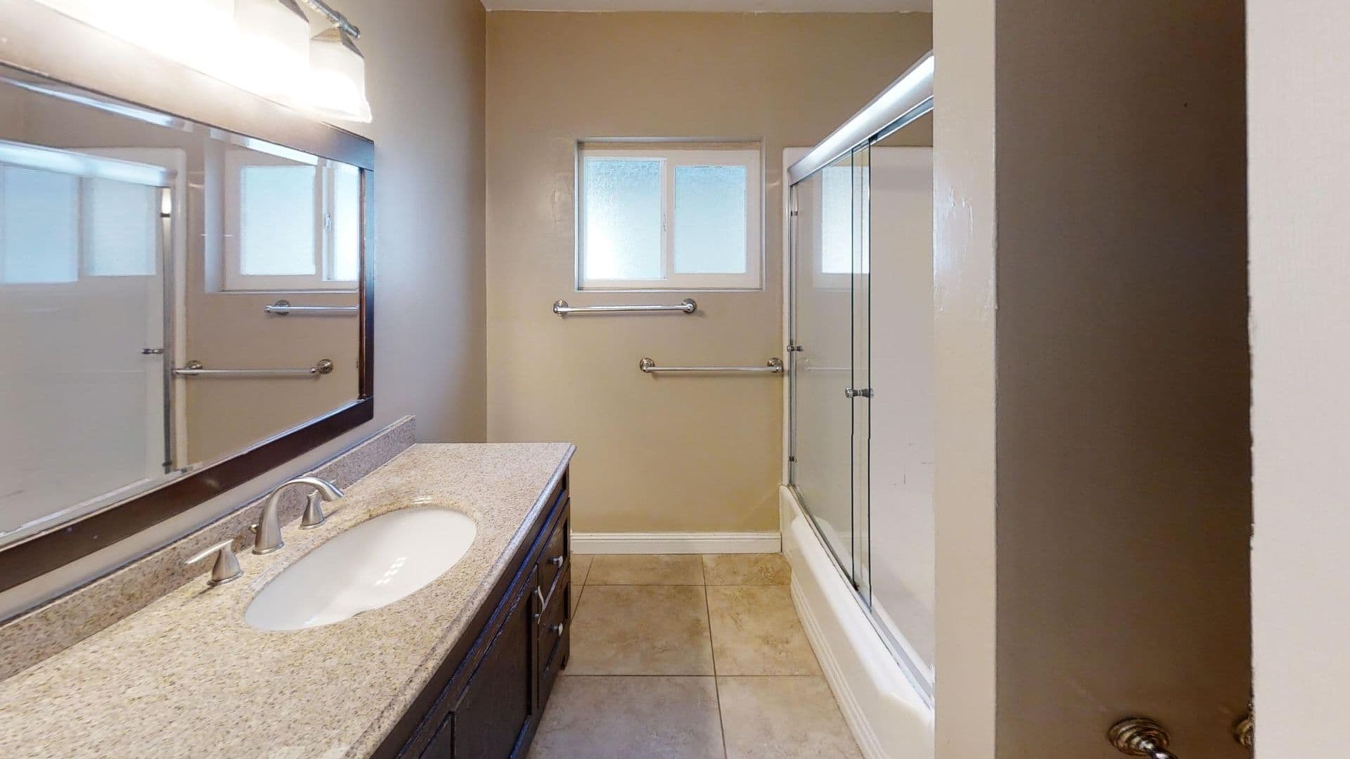 San Diego House: 5339 W Falls View Dr