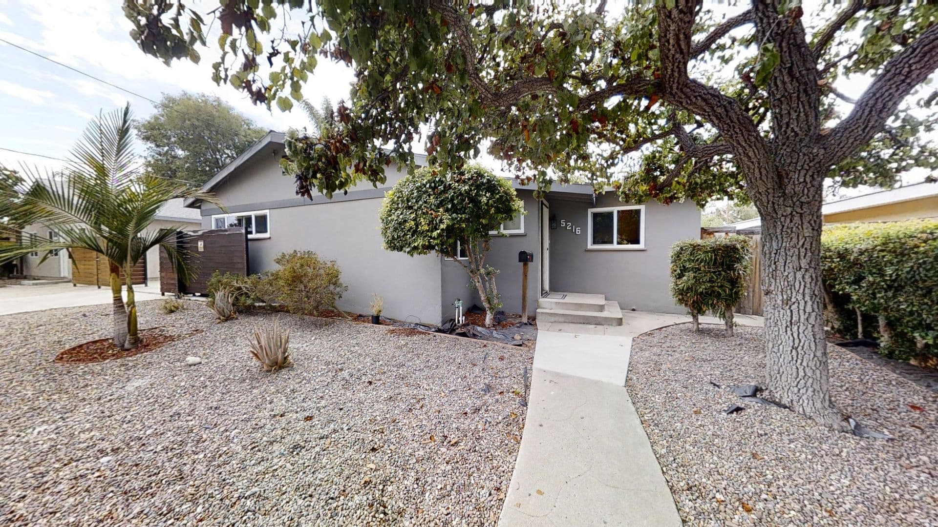 San Diego House: 5216 E Falls View Dr