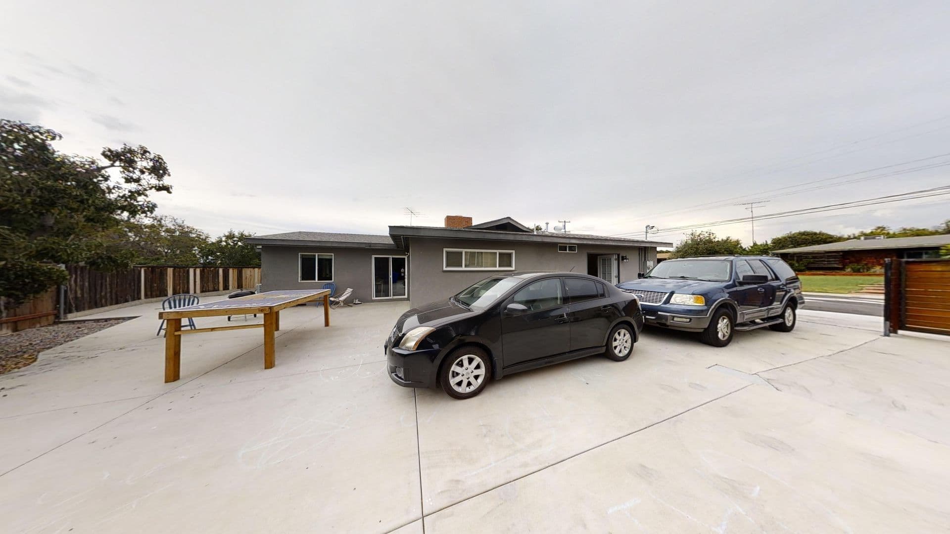 San Diego House: 5214 E Falls View Dr