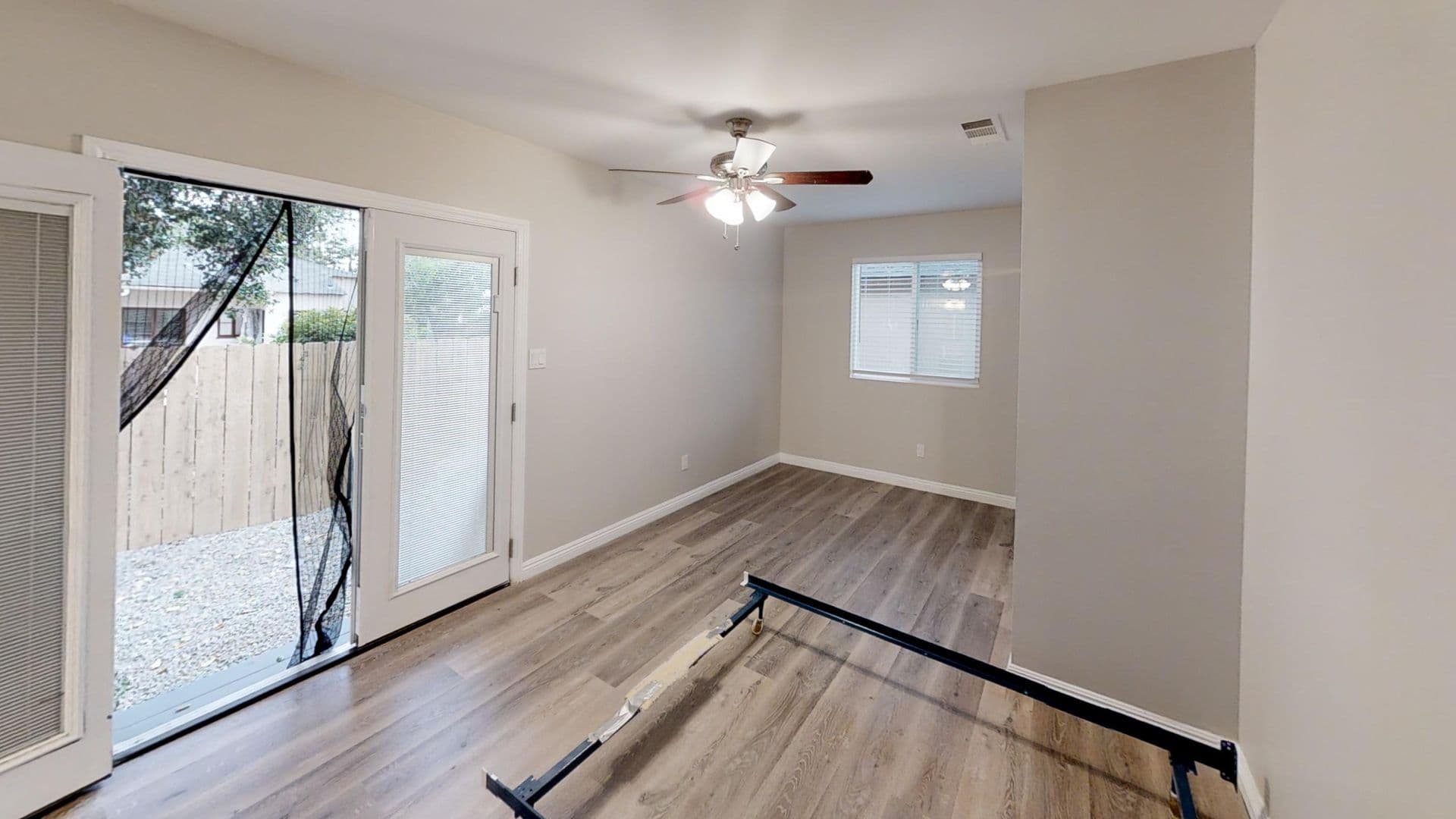 San Diego House: 4940 Rockford Dr