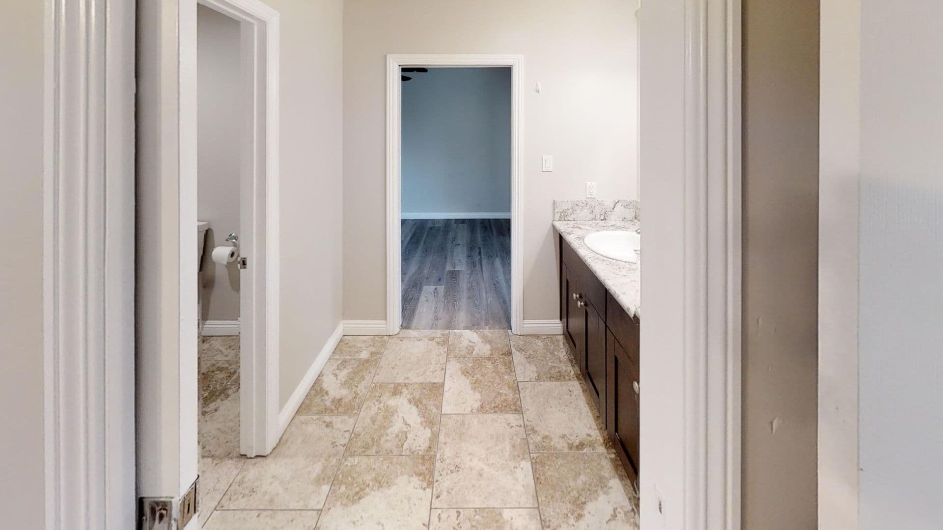 San Diego House: 4940 Rockford Dr