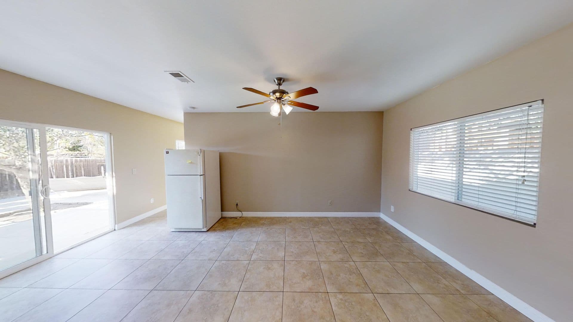 San Diego House: 5339 W Falls View Dr