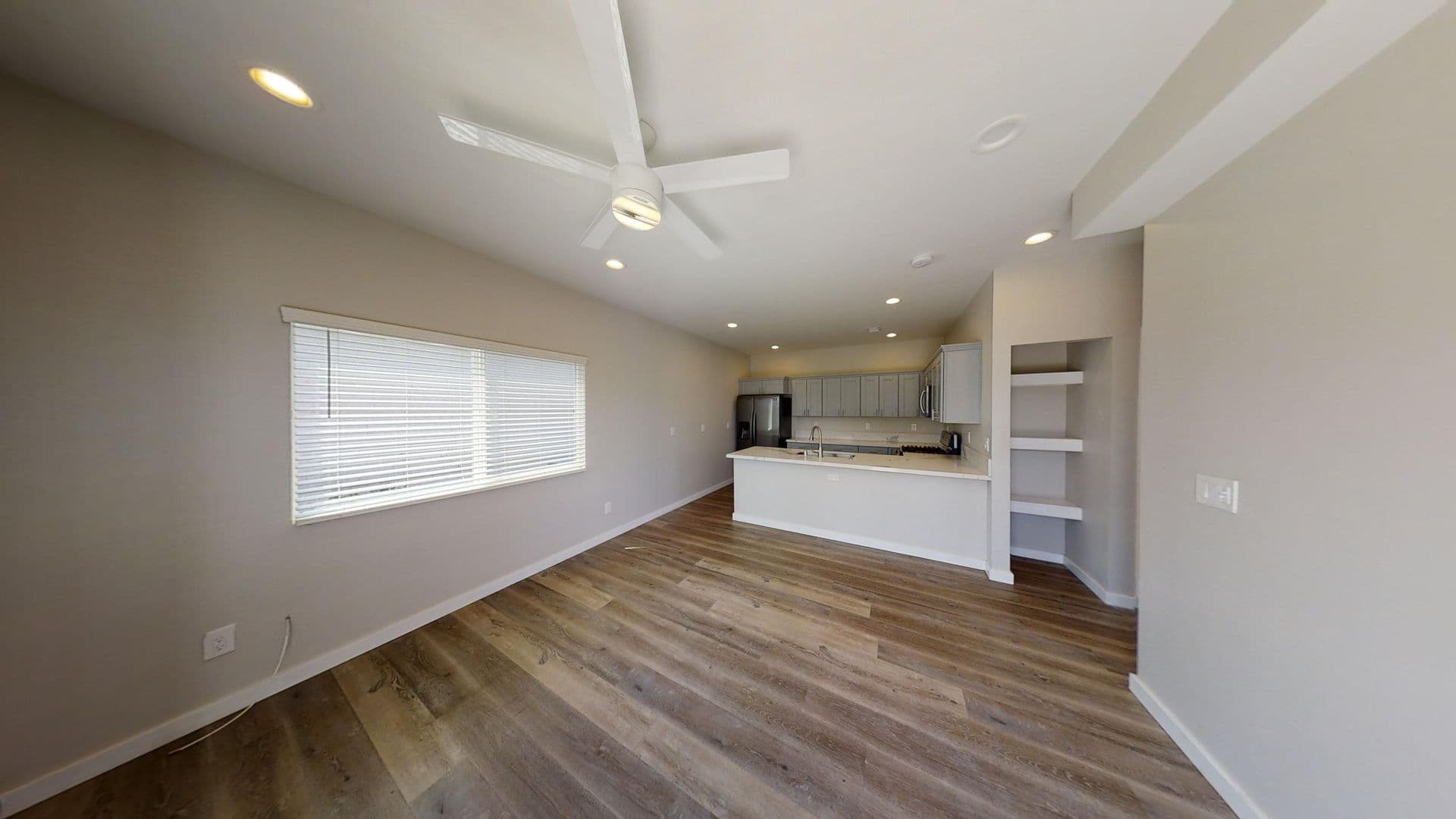 San Diego House: 5327 E Falls View