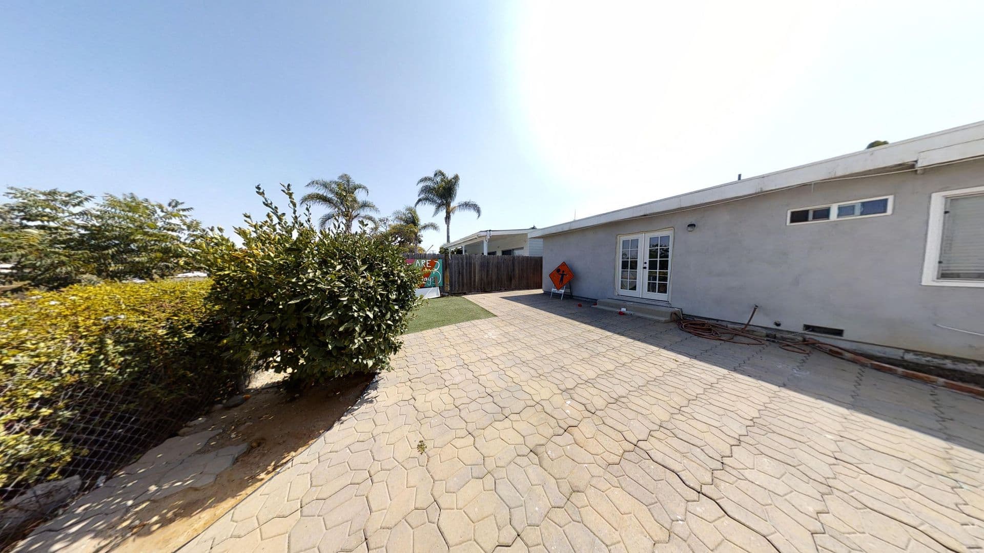 San Diego House: 5327 E Falls View