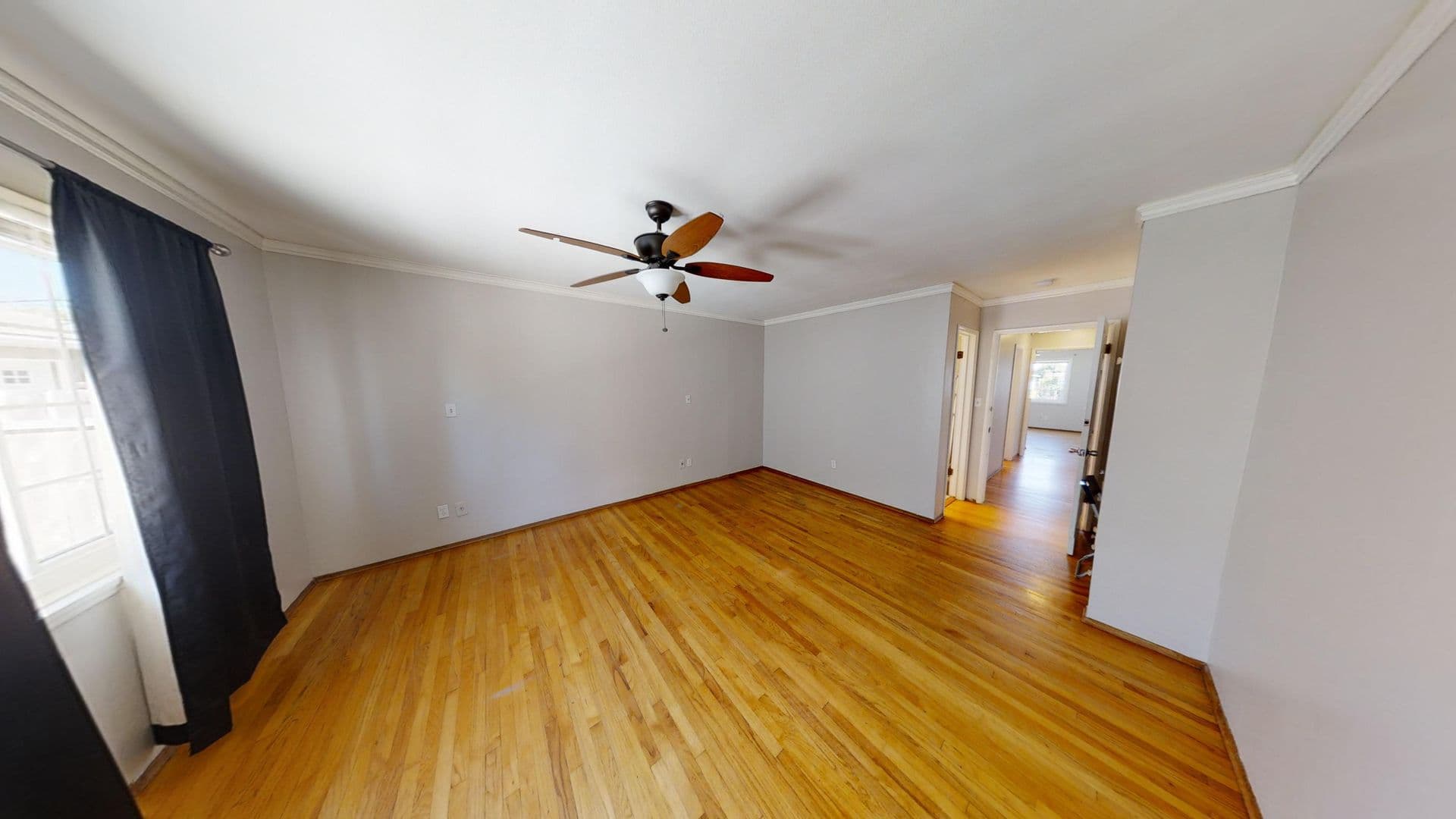 San Diego House: 5640 Dorothy Way